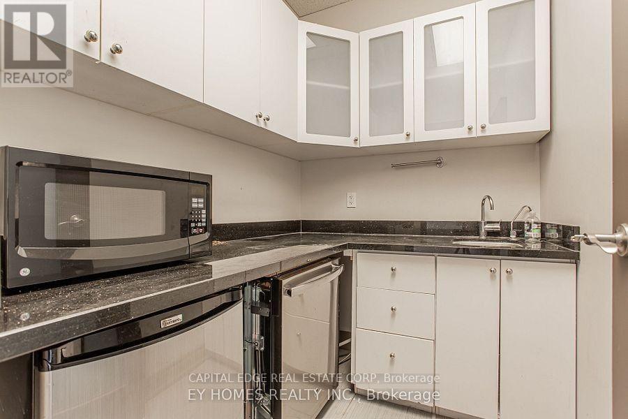 1001 - 3601 Highway 7 E Property Photo 6