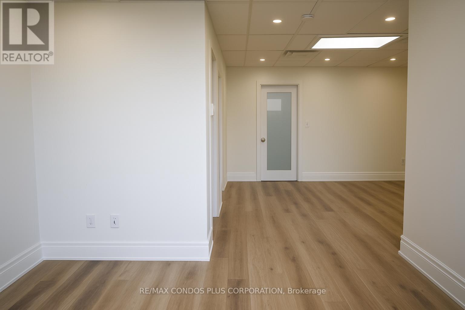 Unit 3 (second Floor) - 260 Regina Road Property Photo 5