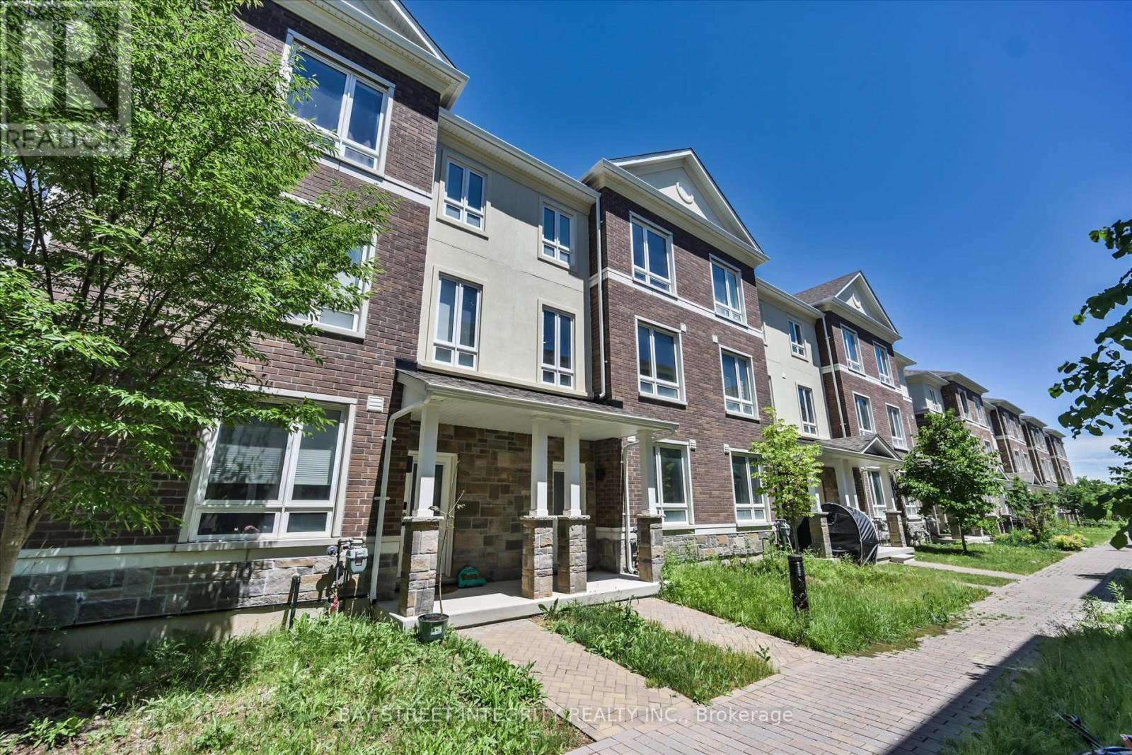 23 Chicago Lane Property Photo 1