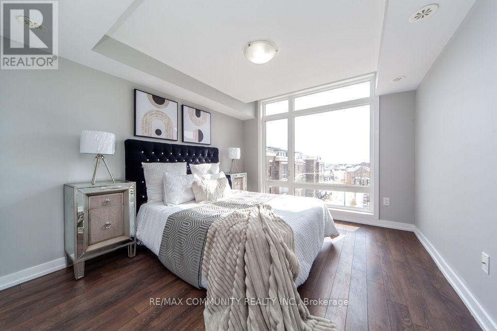 2322 - 20 Westmeath Lane Property Photo 29