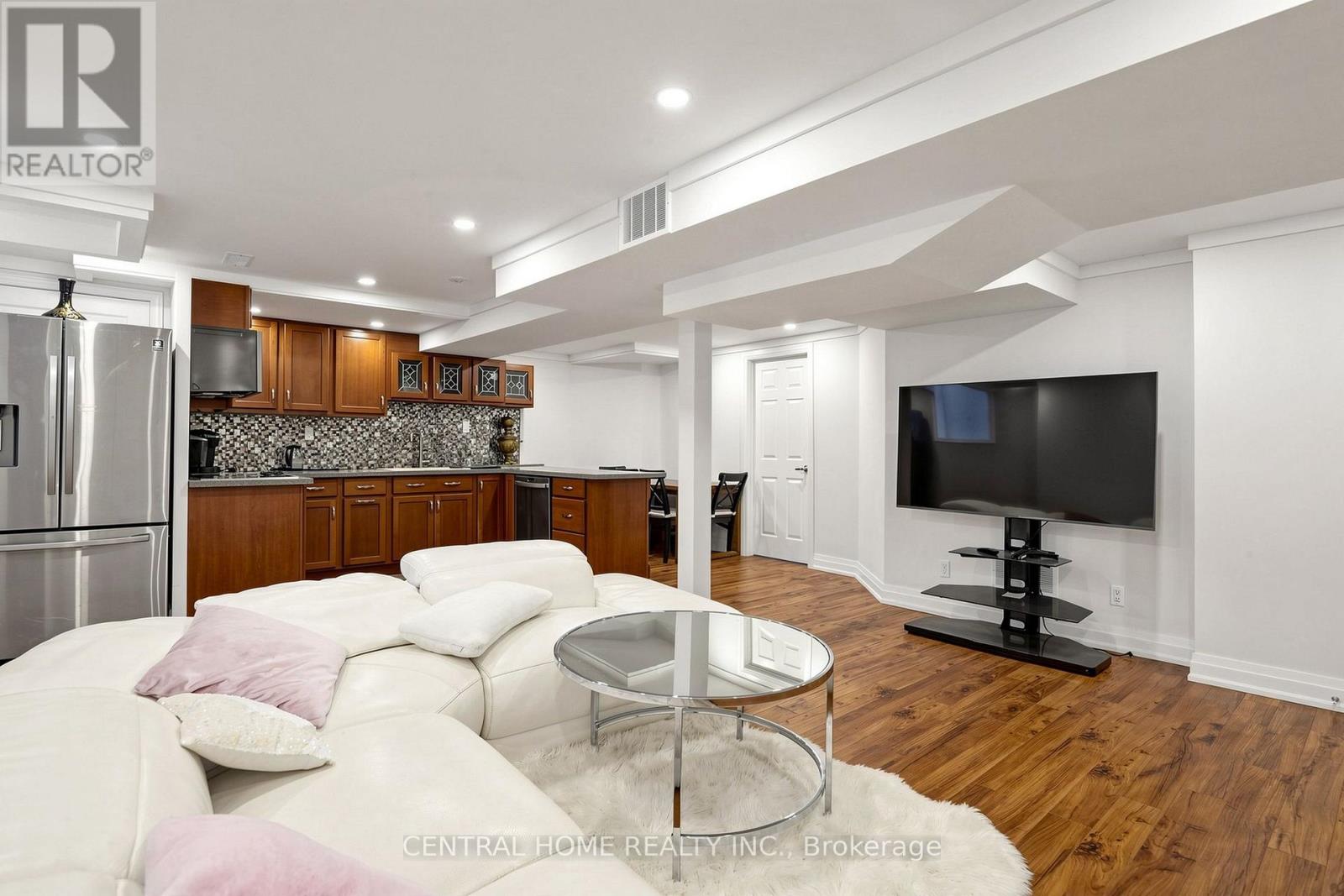 Basement Unit 1 - 307 Alex Doner Drive N Property Photo 10