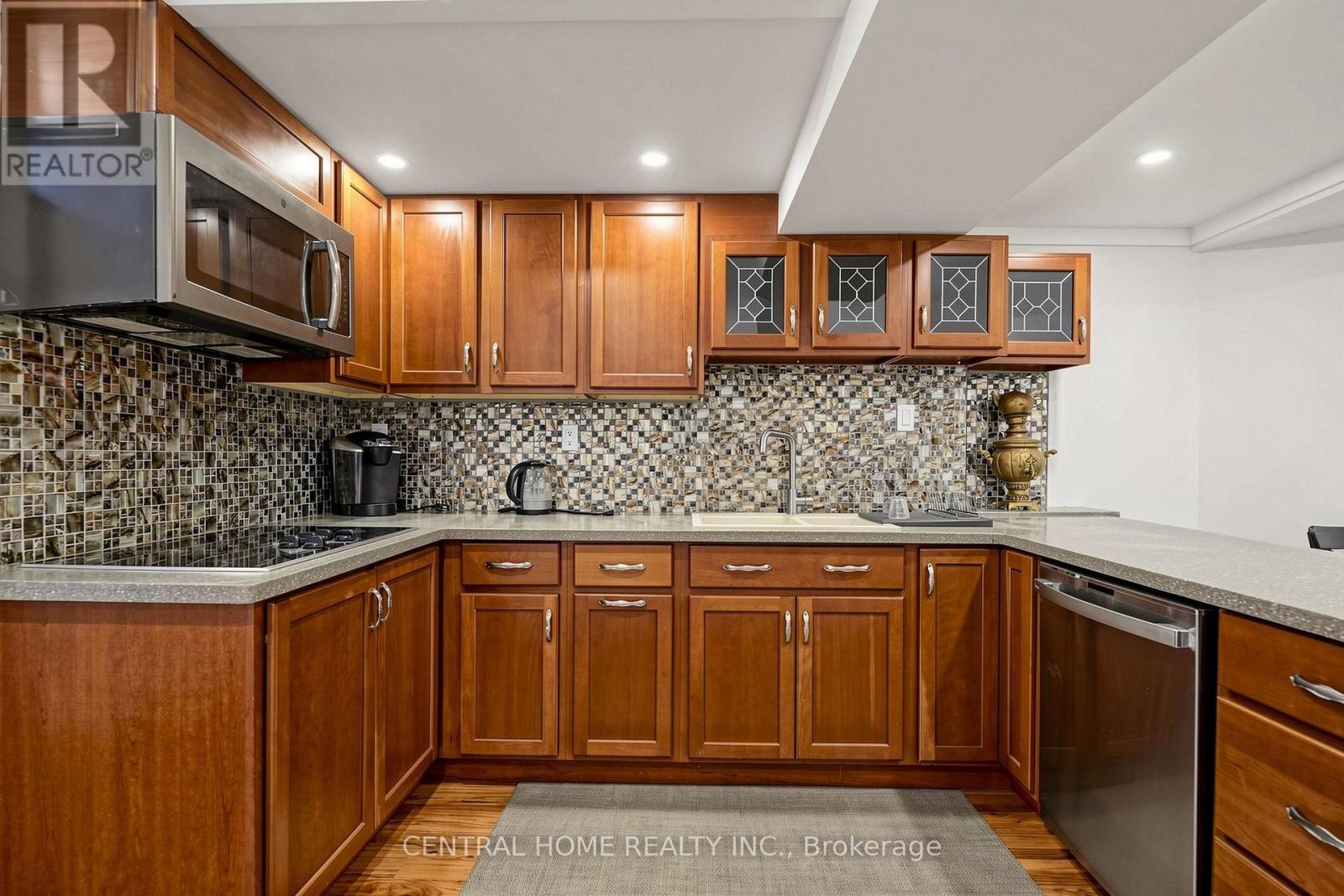 Basement Unit 1 - 307 Alex Doner Drive N Property Photo 15