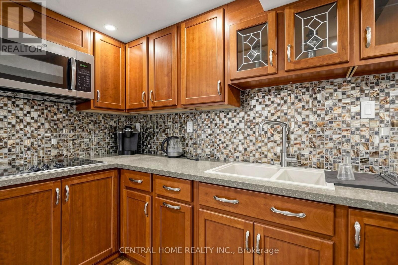 Basement Unit 1 - 307 Alex Doner Drive N Property Photo 16
