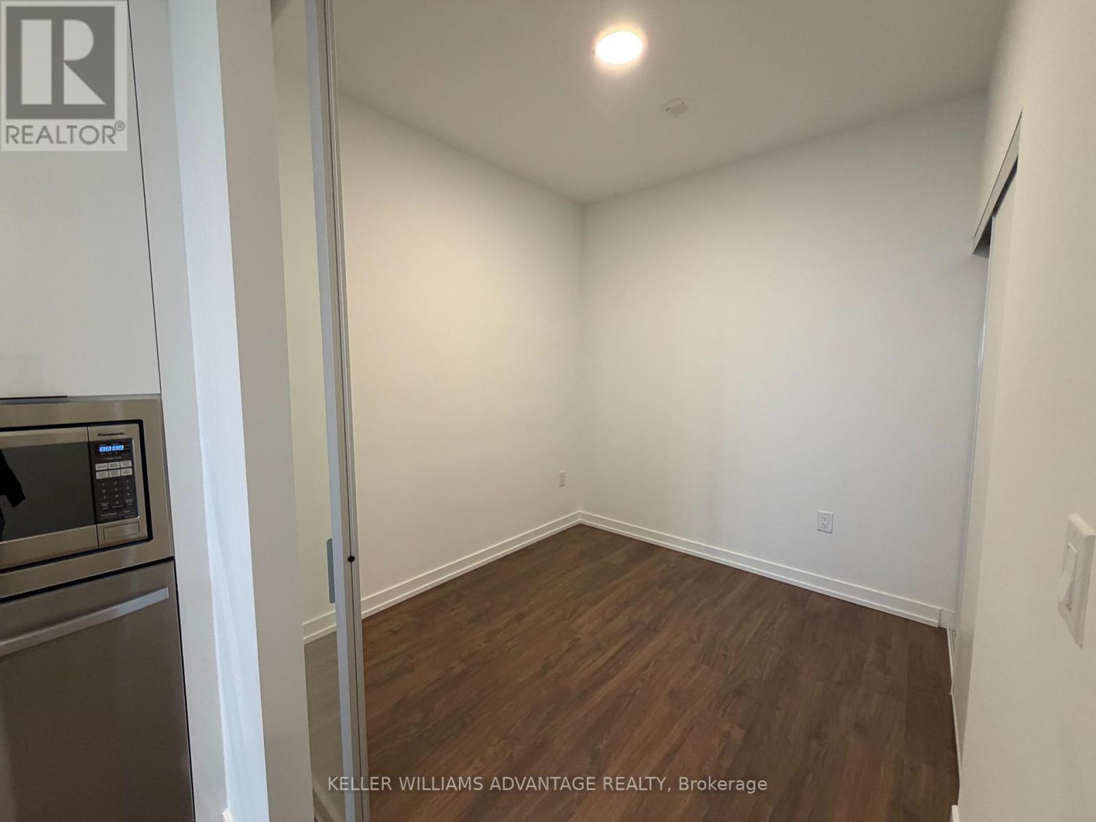 2106b - 9751 Markham Road Property Photo 11
