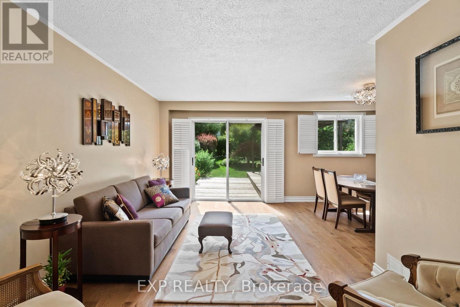 171 Simonston Boulevard Property Photo 14