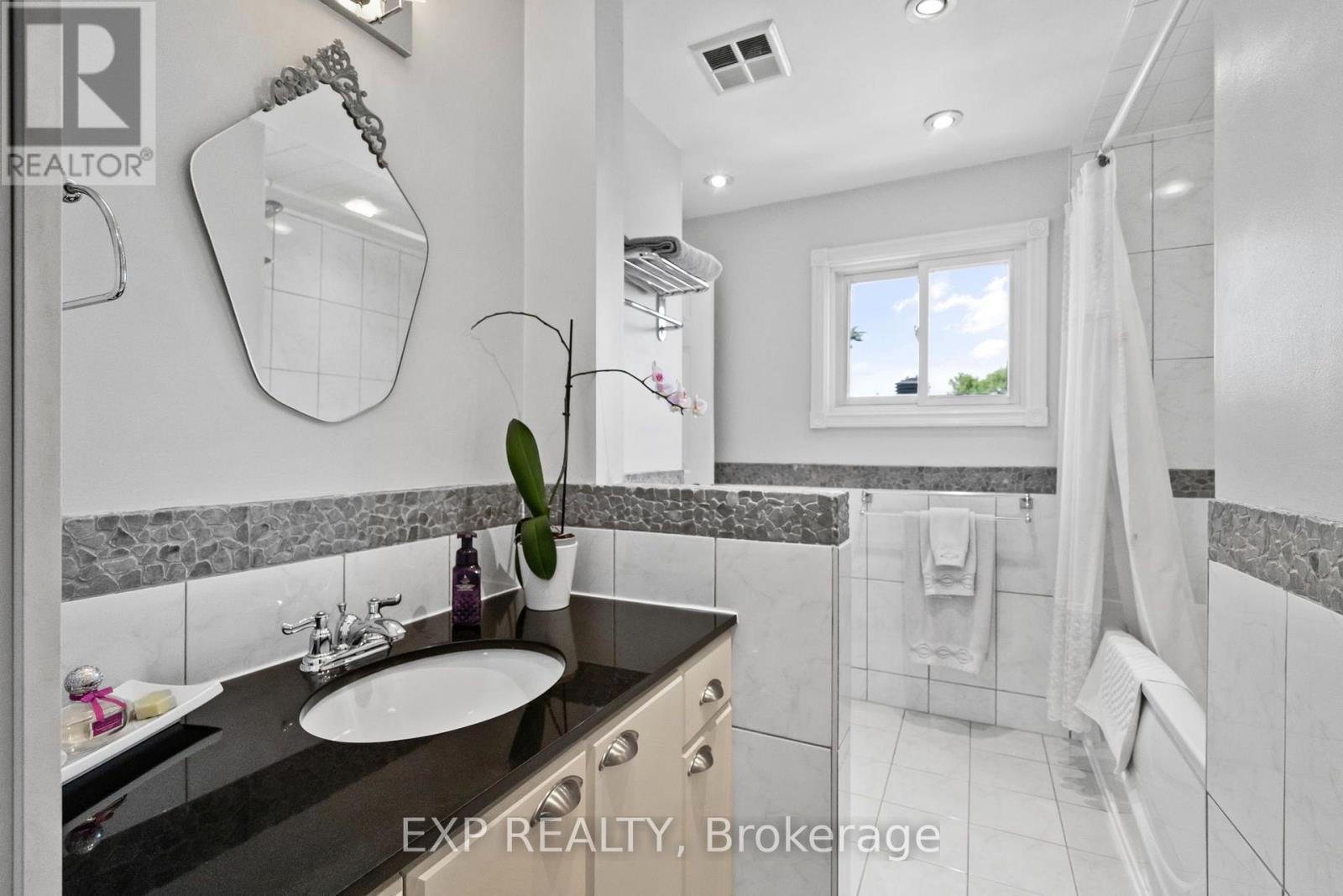 171 Simonston Boulevard Property Photo 21