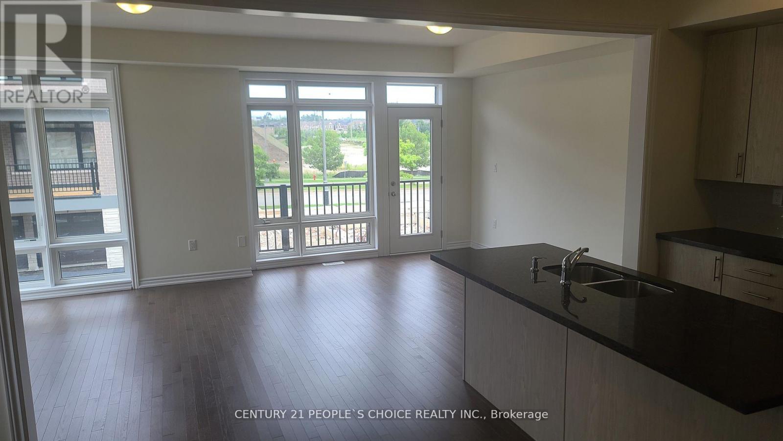 161 Blick Crescent Property Photo 4