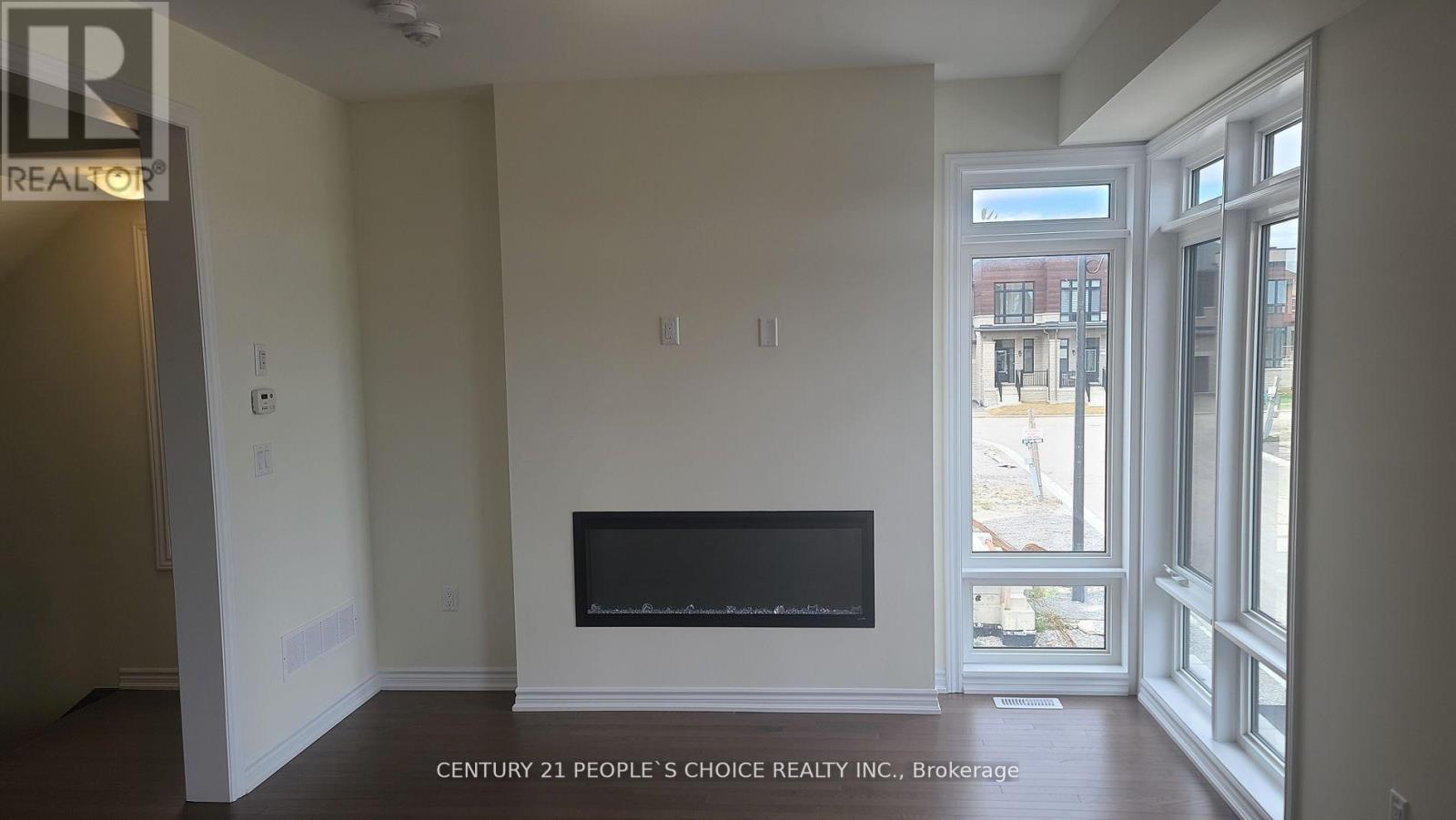 161 Blick Crescent Property Photo 5