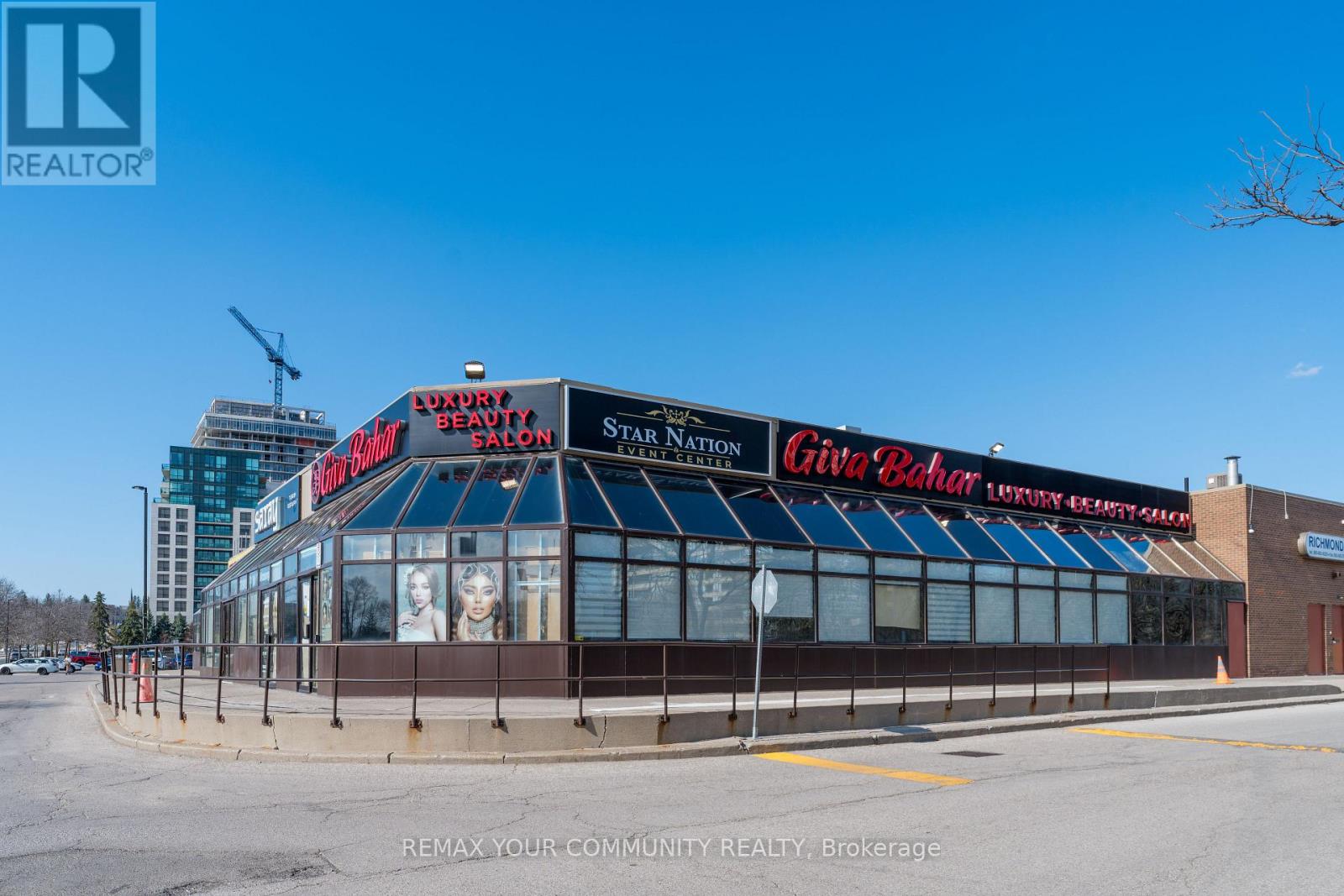 218 - 9737 Yonge Street Property Photo 26