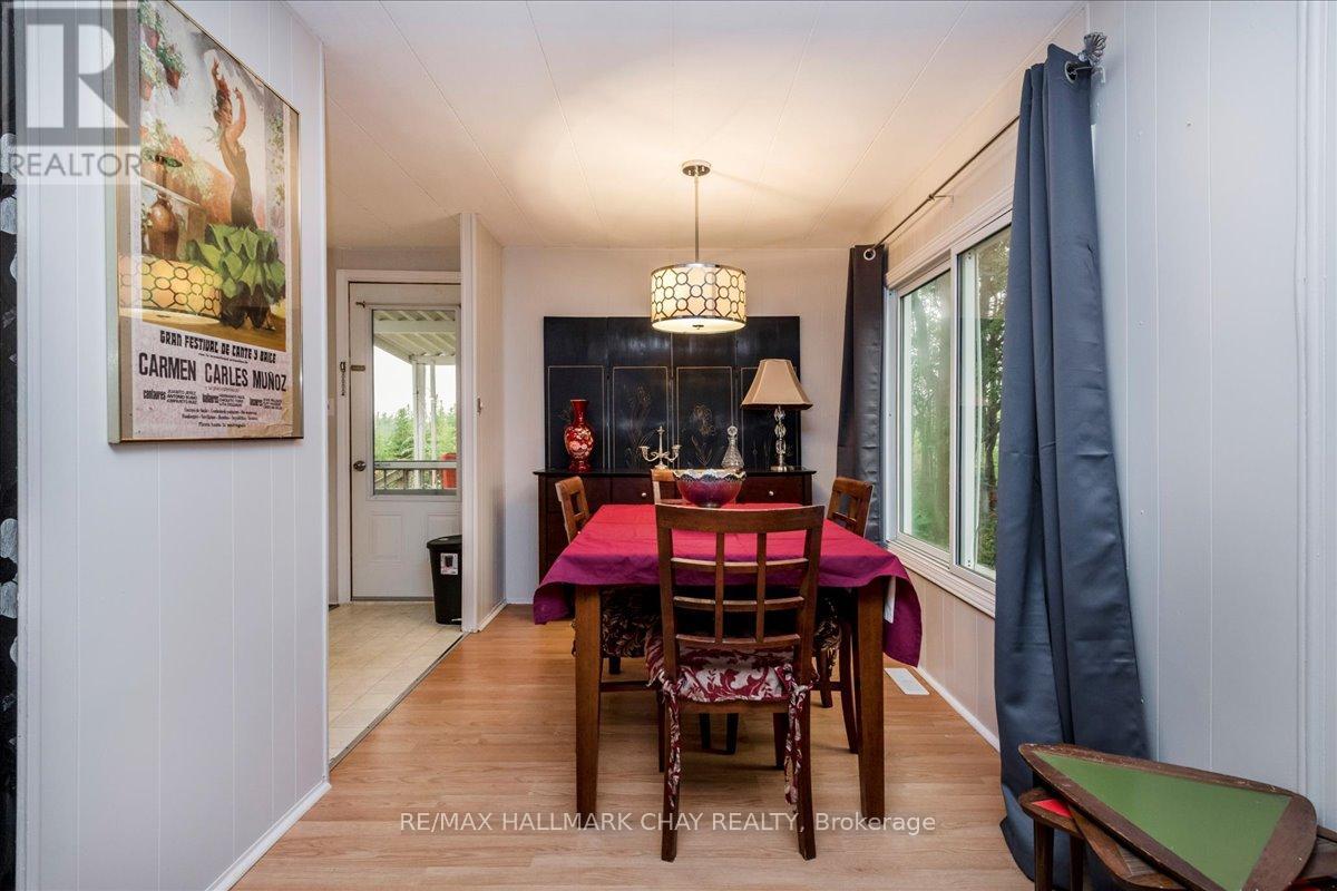 28 Flora Court Property Photo 6