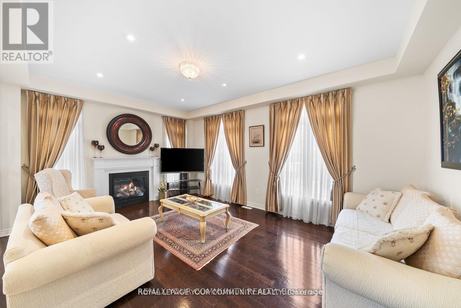108 Headwater Crescent Property Photo 12
