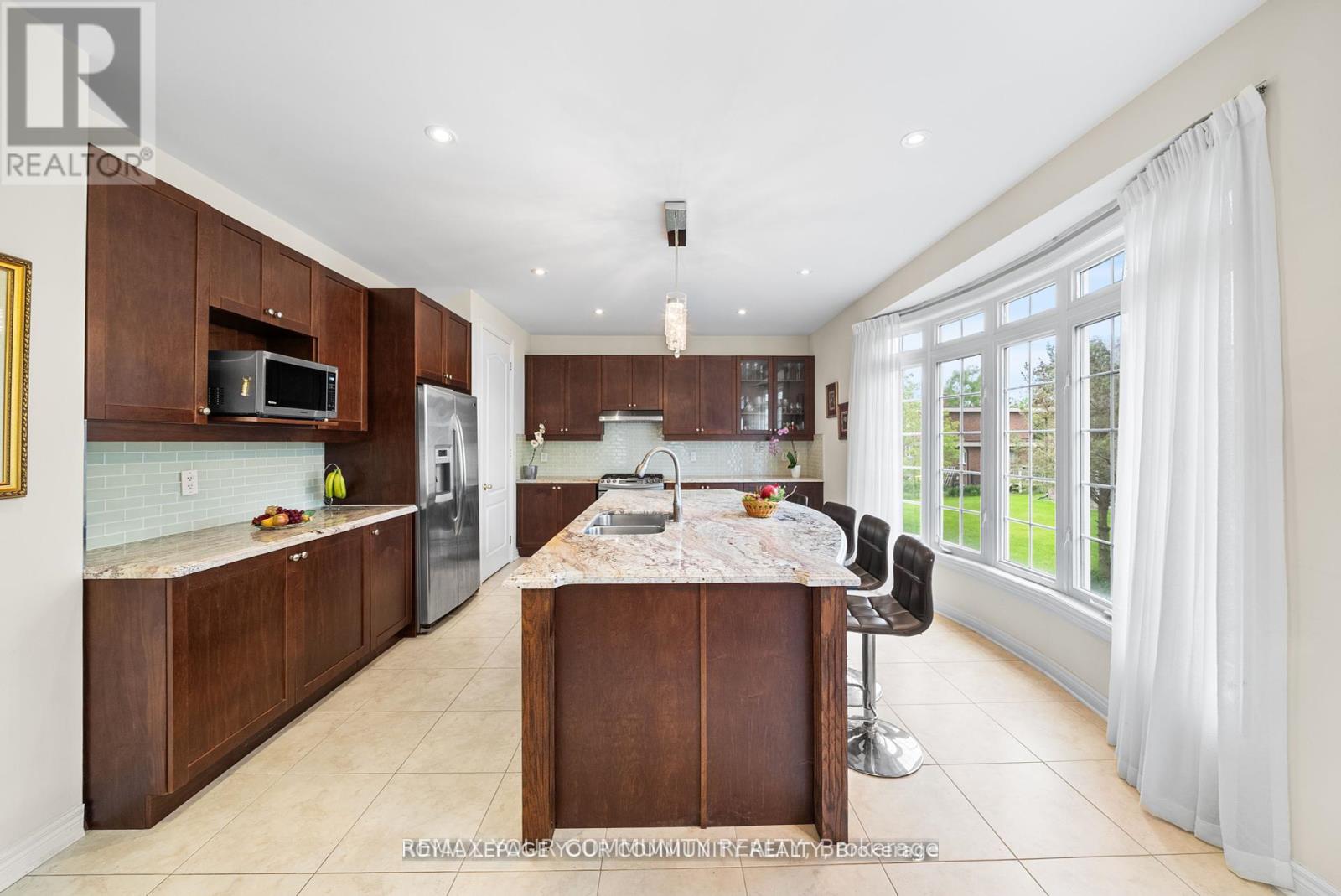 108 Headwater Crescent Property Photo 15