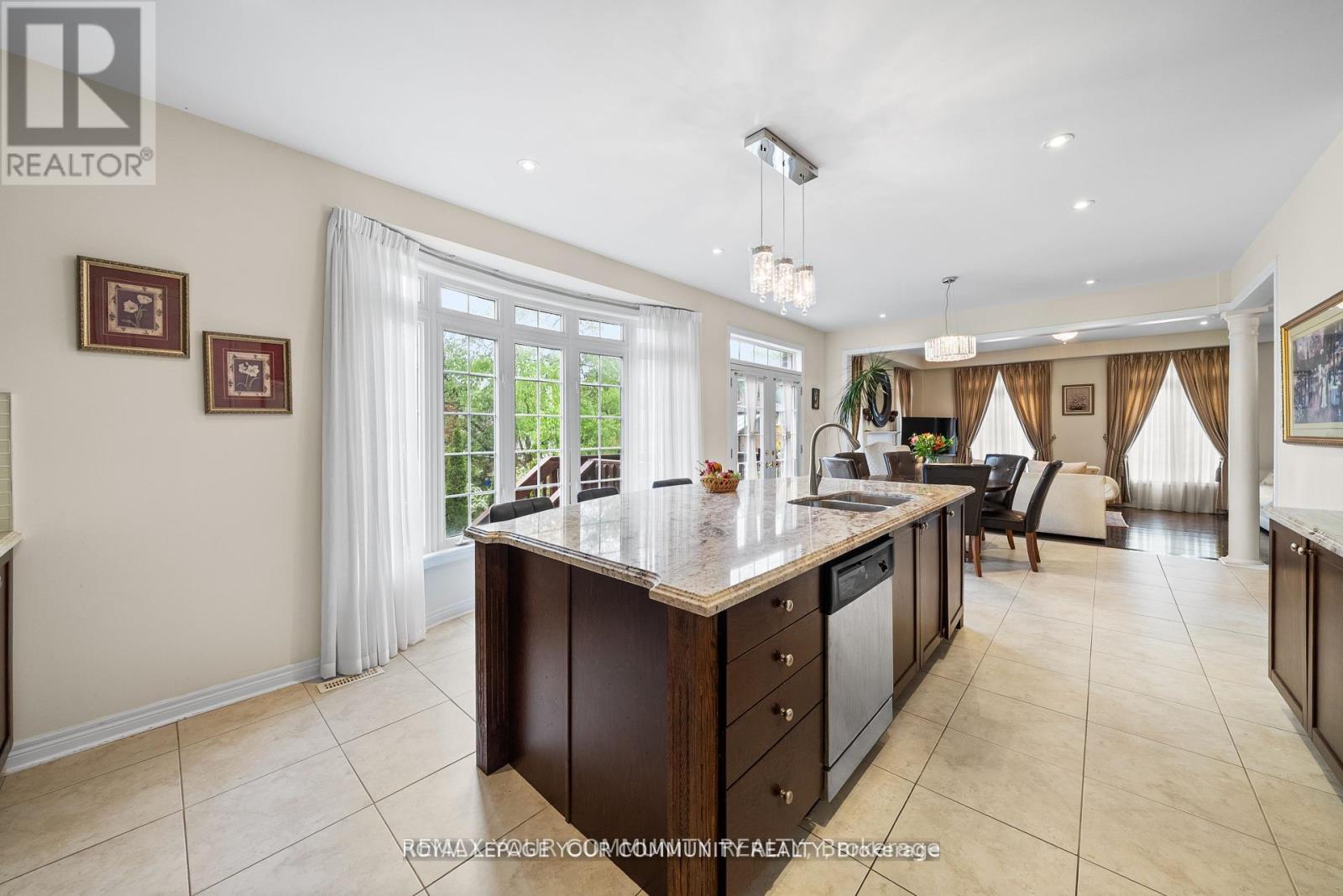 108 Headwater Crescent Property Photo 16