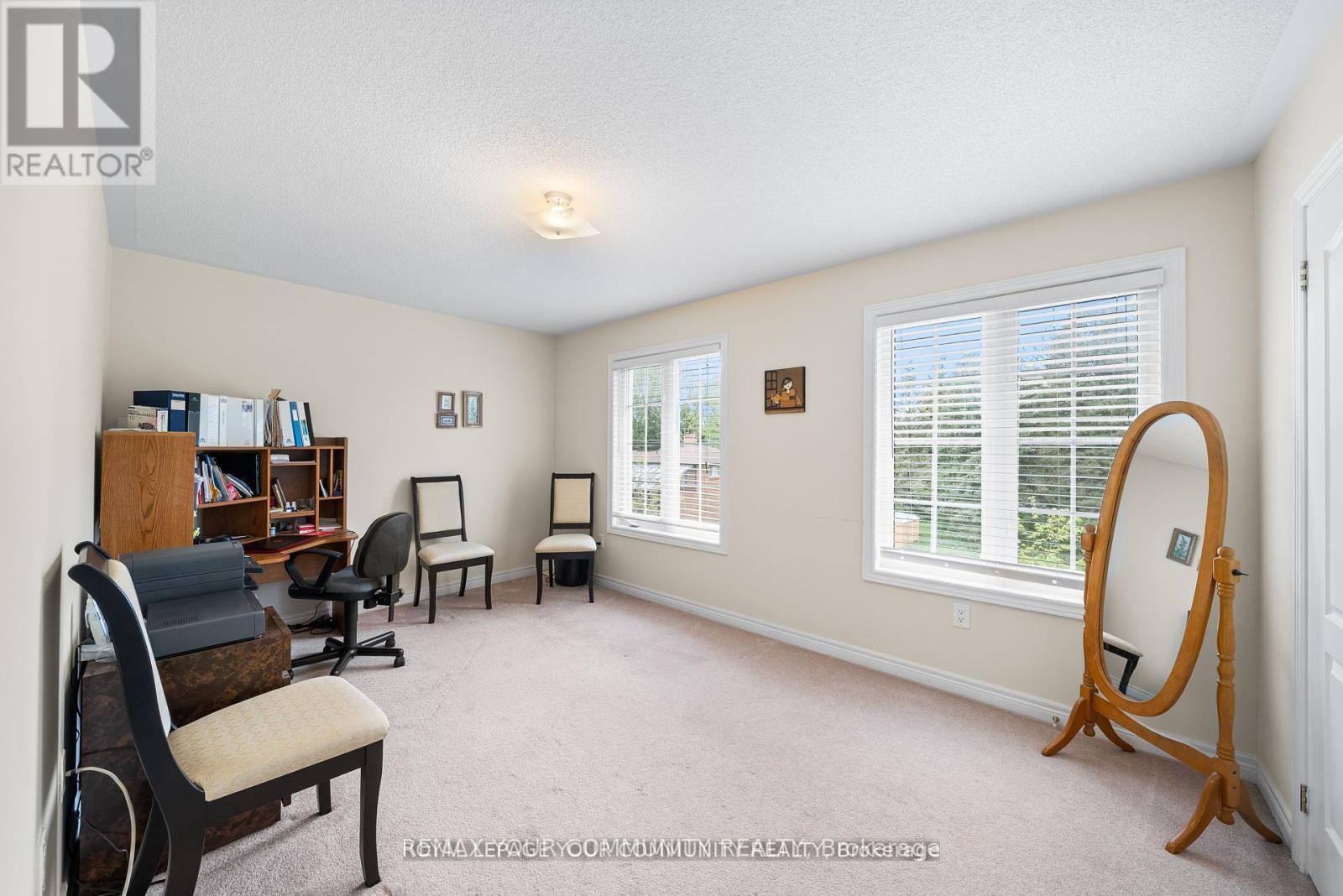 108 Headwater Crescent Property Photo 23