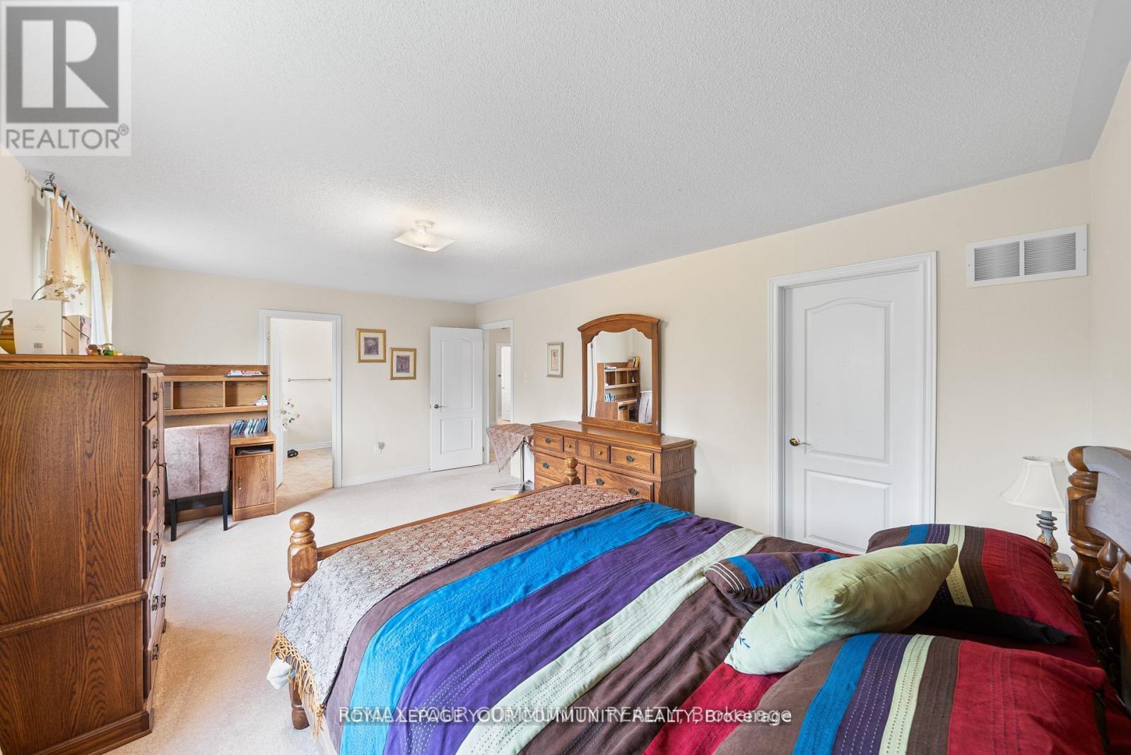 108 Headwater Crescent Property Photo 30