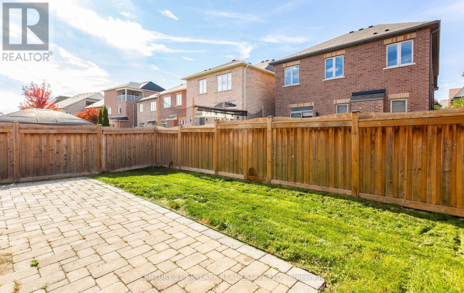 20 Nocturne Avenue Property Photo 36