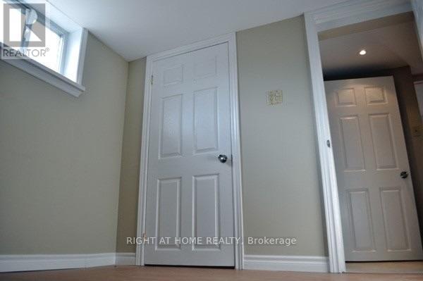 242 DEMAINE CRESCENT