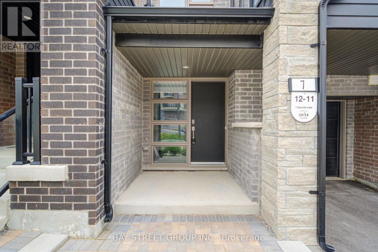 7 Schmidt Lane Property Photo 2