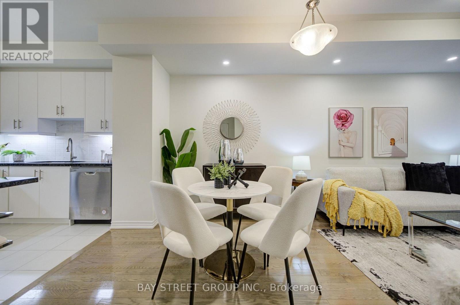 7 Schmidt Lane Property Photo 9