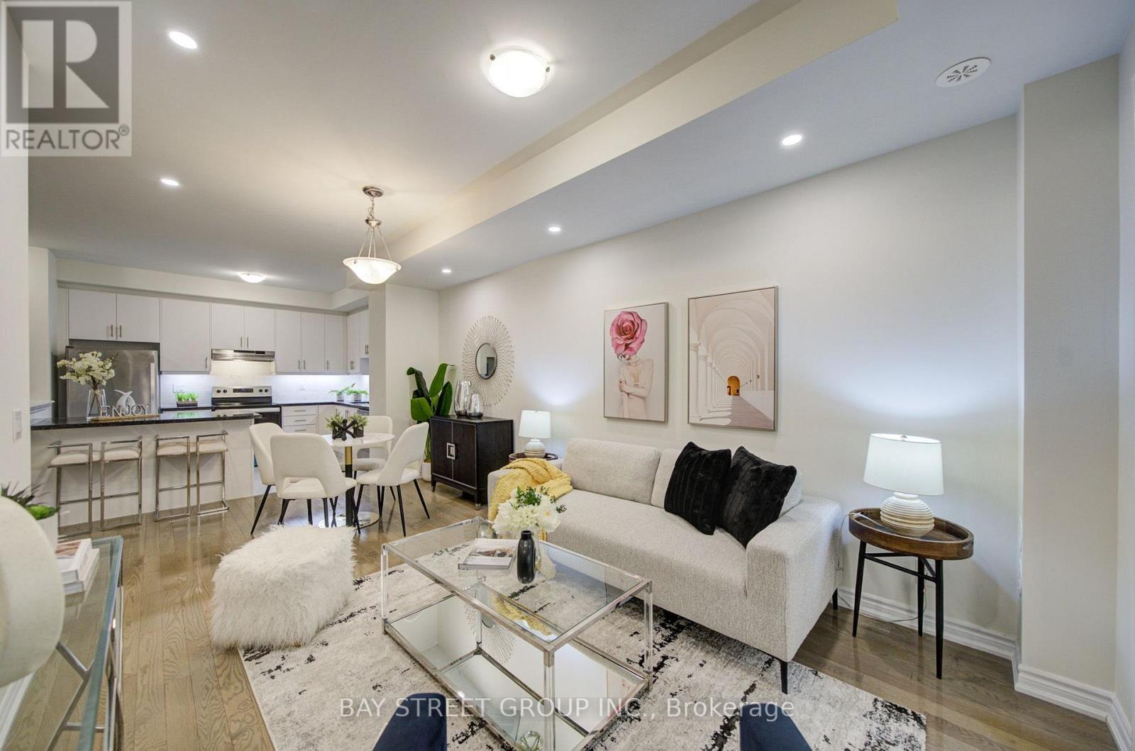 7 Schmidt Lane Property Photo 18