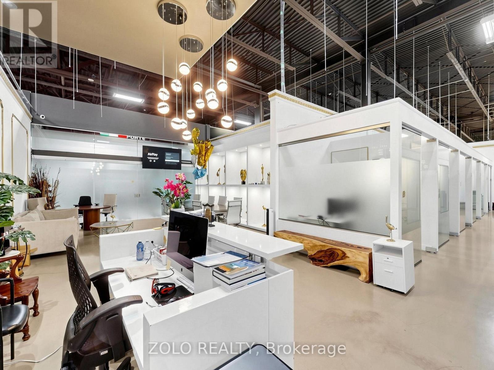 A-buzz Business - 7250 Keele Street Property Photo 7