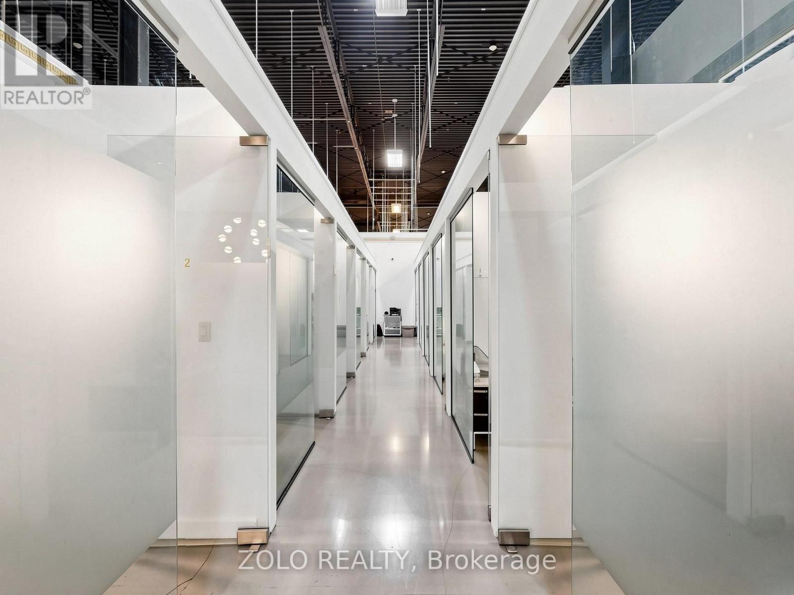 A-buzz Business - 7250 Keele Street Property Photo 12