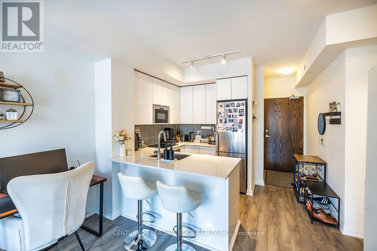 728 - 99 Eagle Rock Way Property Photo 16