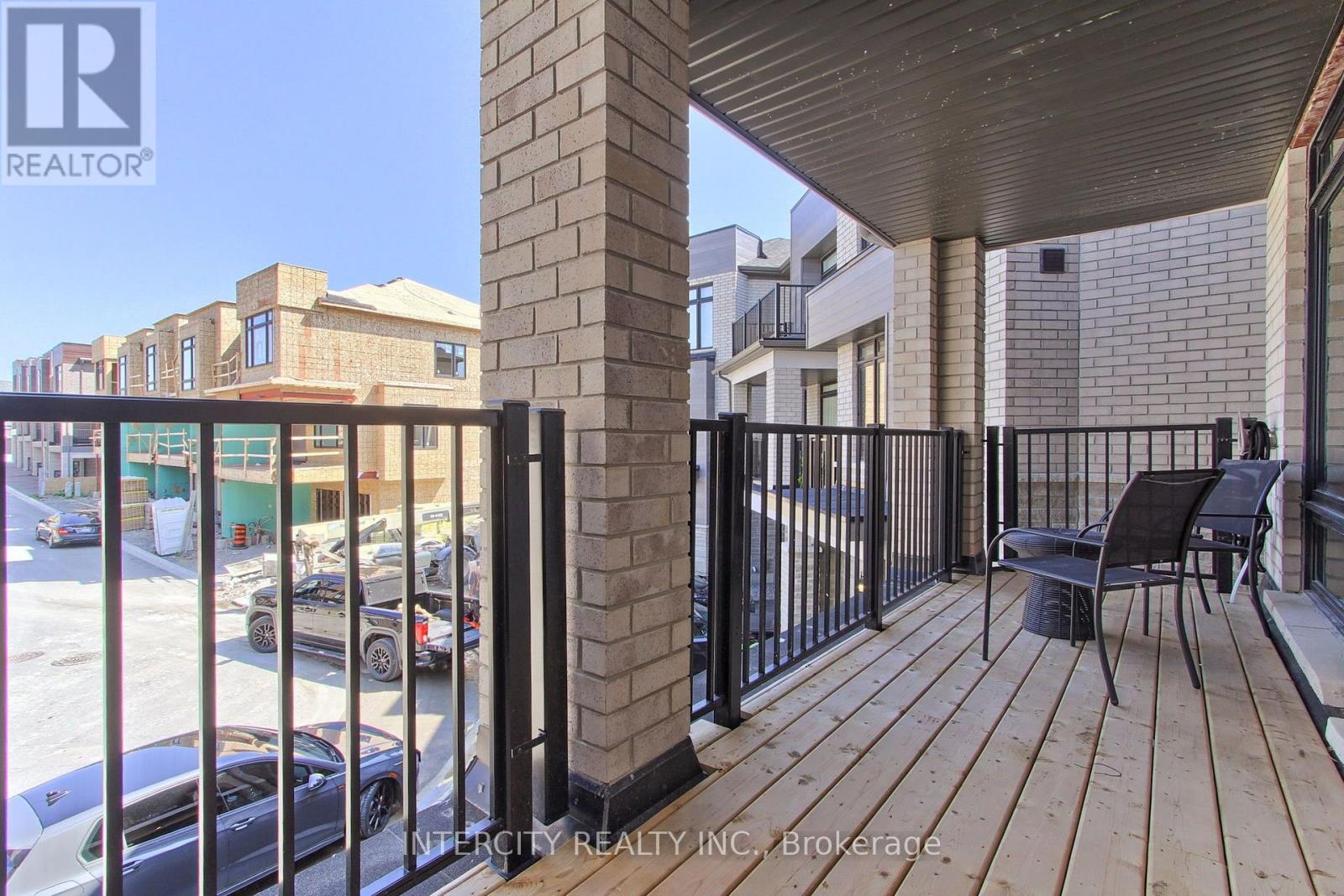130 Blick Crescent Property Photo 23