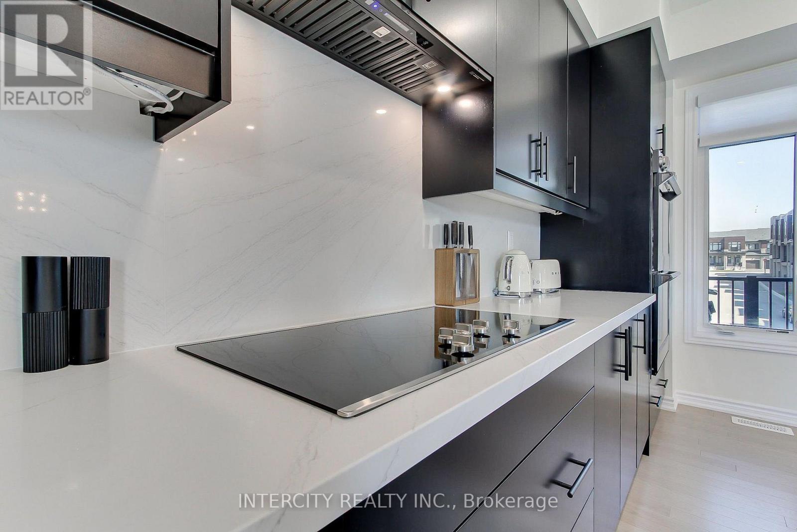 130 Blick Crescent Property Photo 31