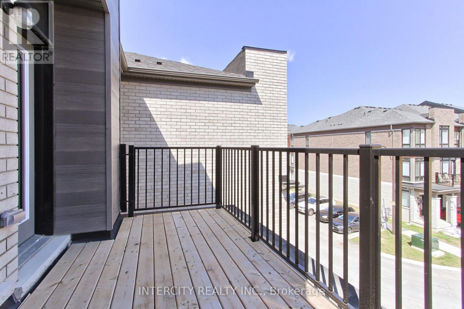 130 Blick Crescent Property Photo 40