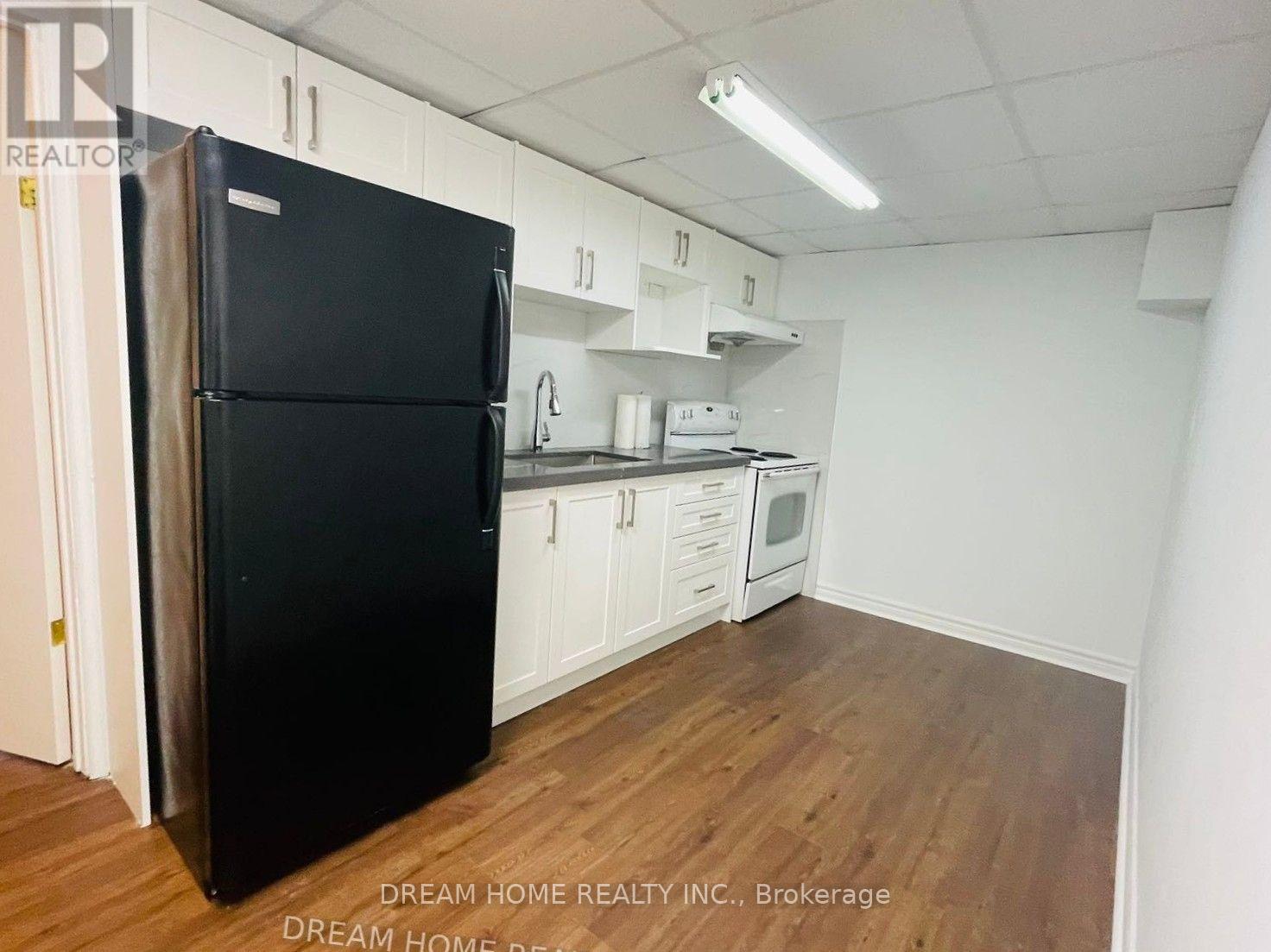 74 Lakeview Avenue Property Photo 29