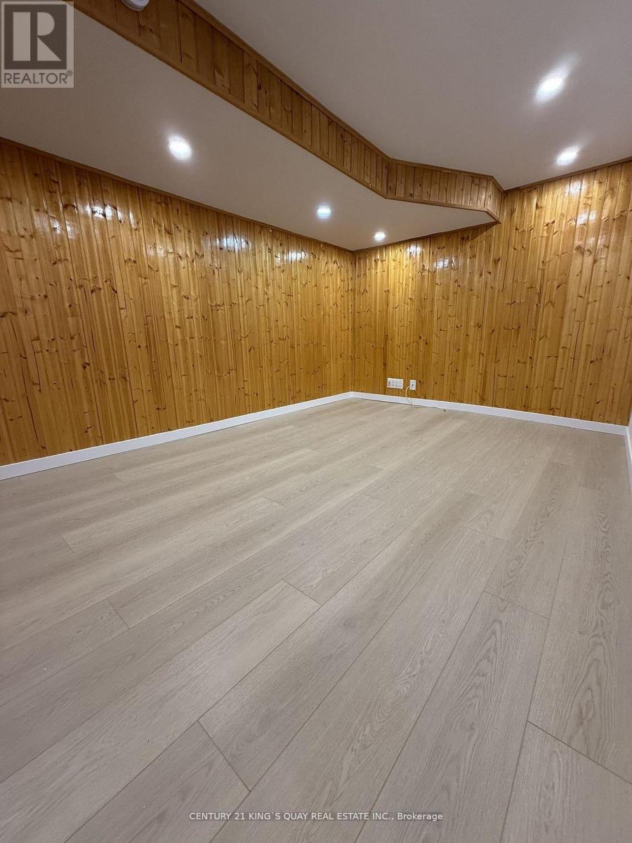 Ll - 357 Taylor Mills Drive N Property Photo 6