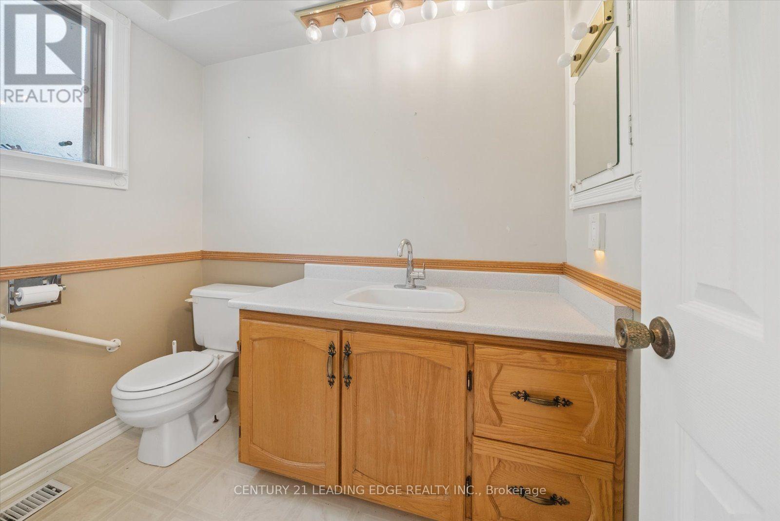6 Thomas Kinnear Court Property Photo 17