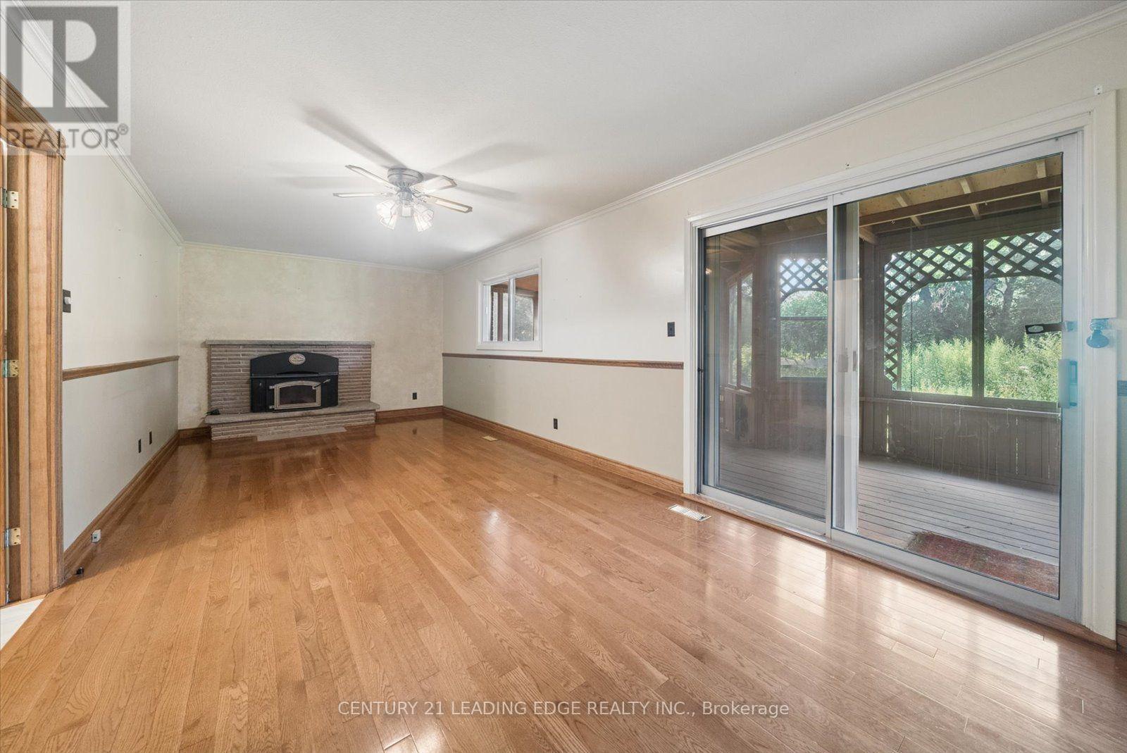 6 Thomas Kinnear Court Property Photo 20