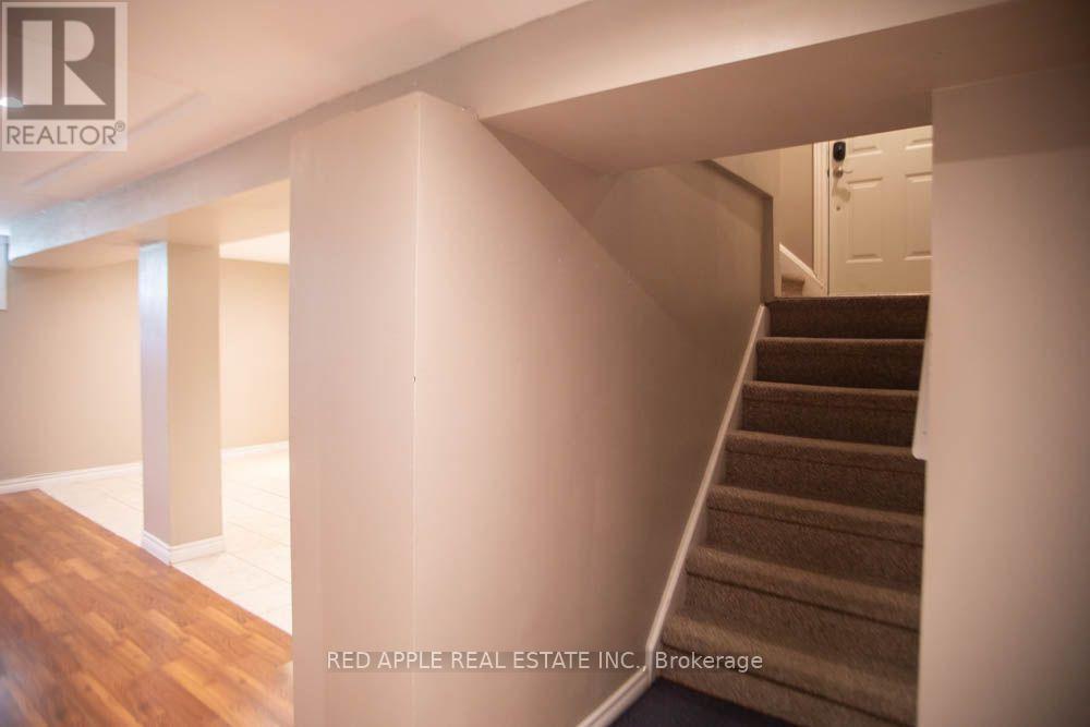 126 Longford Drive Property Photo 4