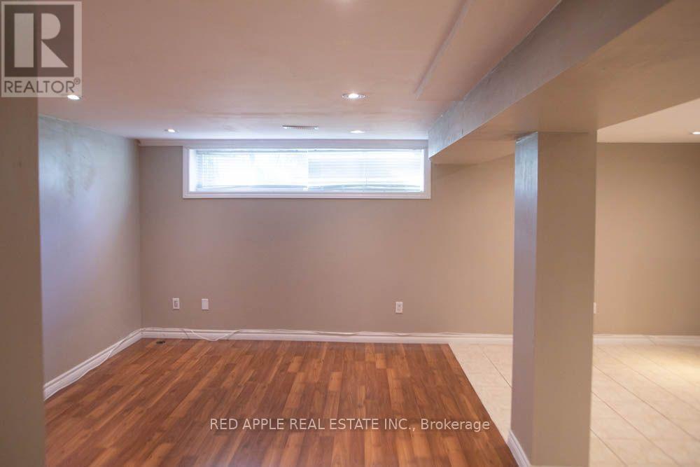 126 Longford Drive Property Photo 5