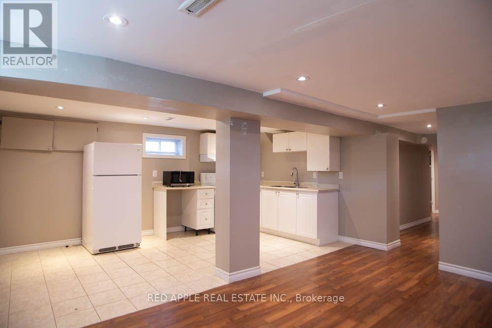126 Longford Drive Property Photo 10