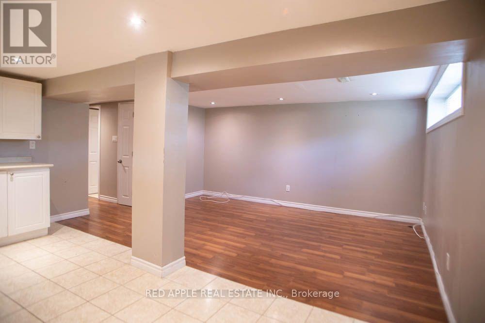 126 Longford Drive Property Photo 15