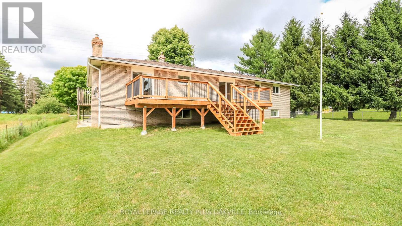 52 Denney Drive Property Photo 7