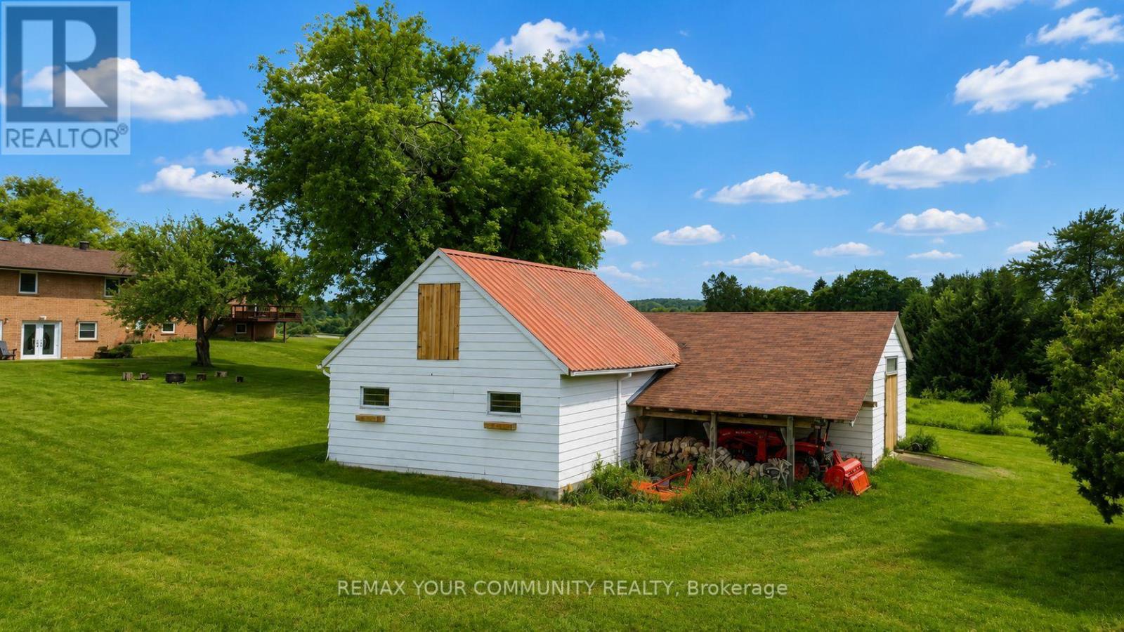 2950 17th Side Road Property Photo 45