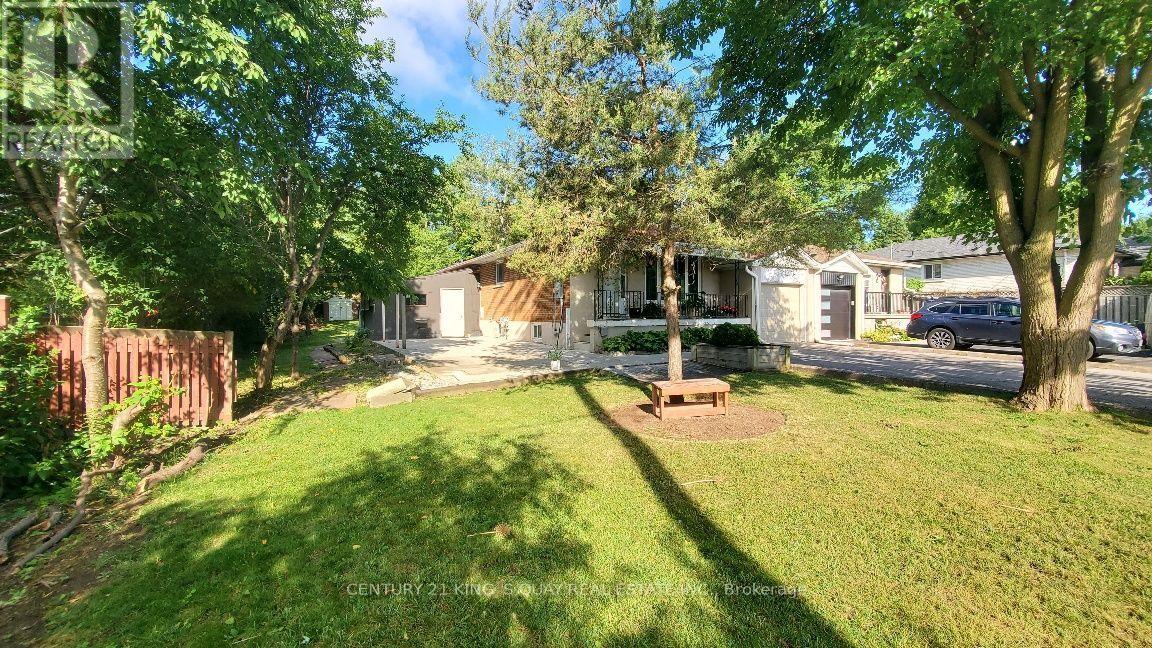 2 Robinson Street Property Photo 6