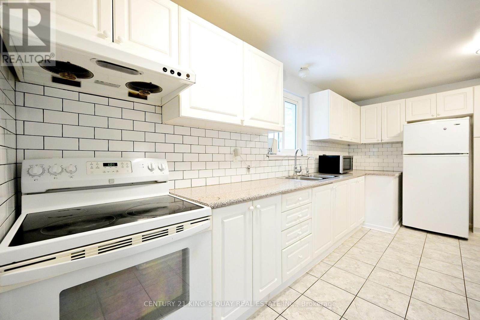 2 Robinson Street Property Photo 14
