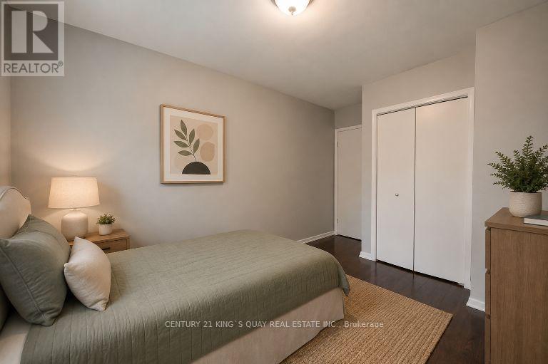 2 Robinson Street Property Photo 21