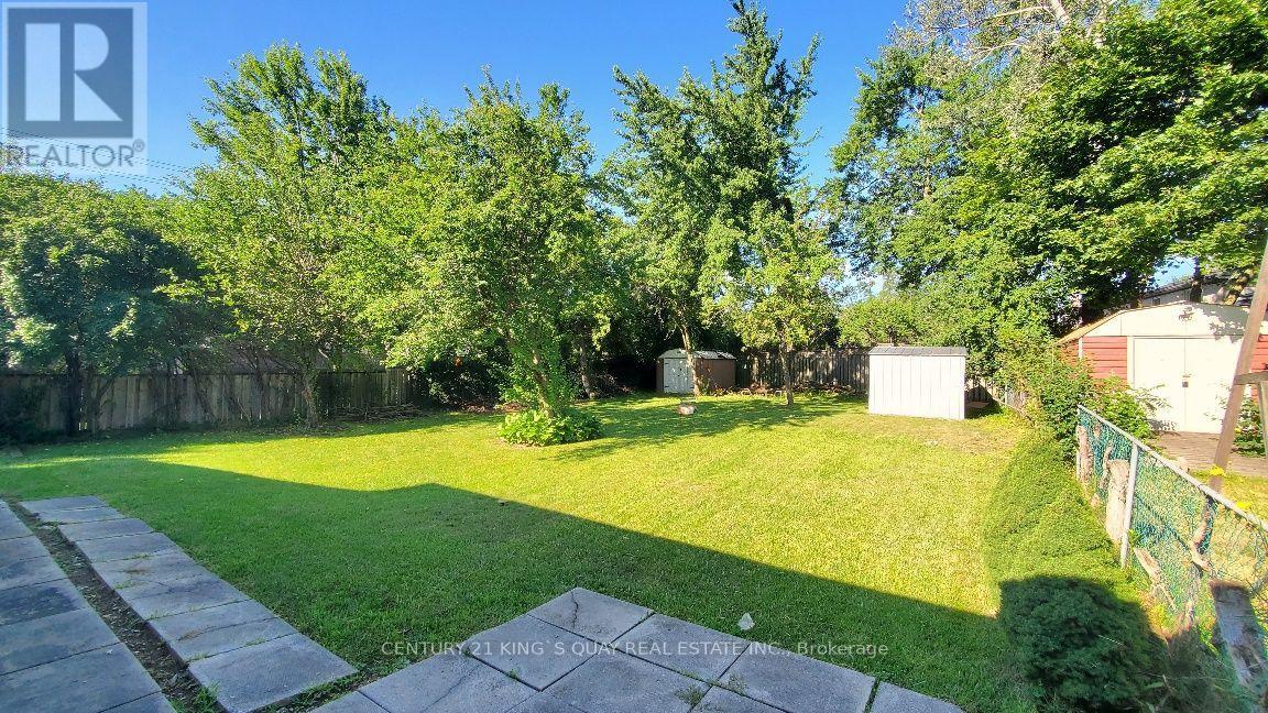 2 Robinson Street Property Photo 39