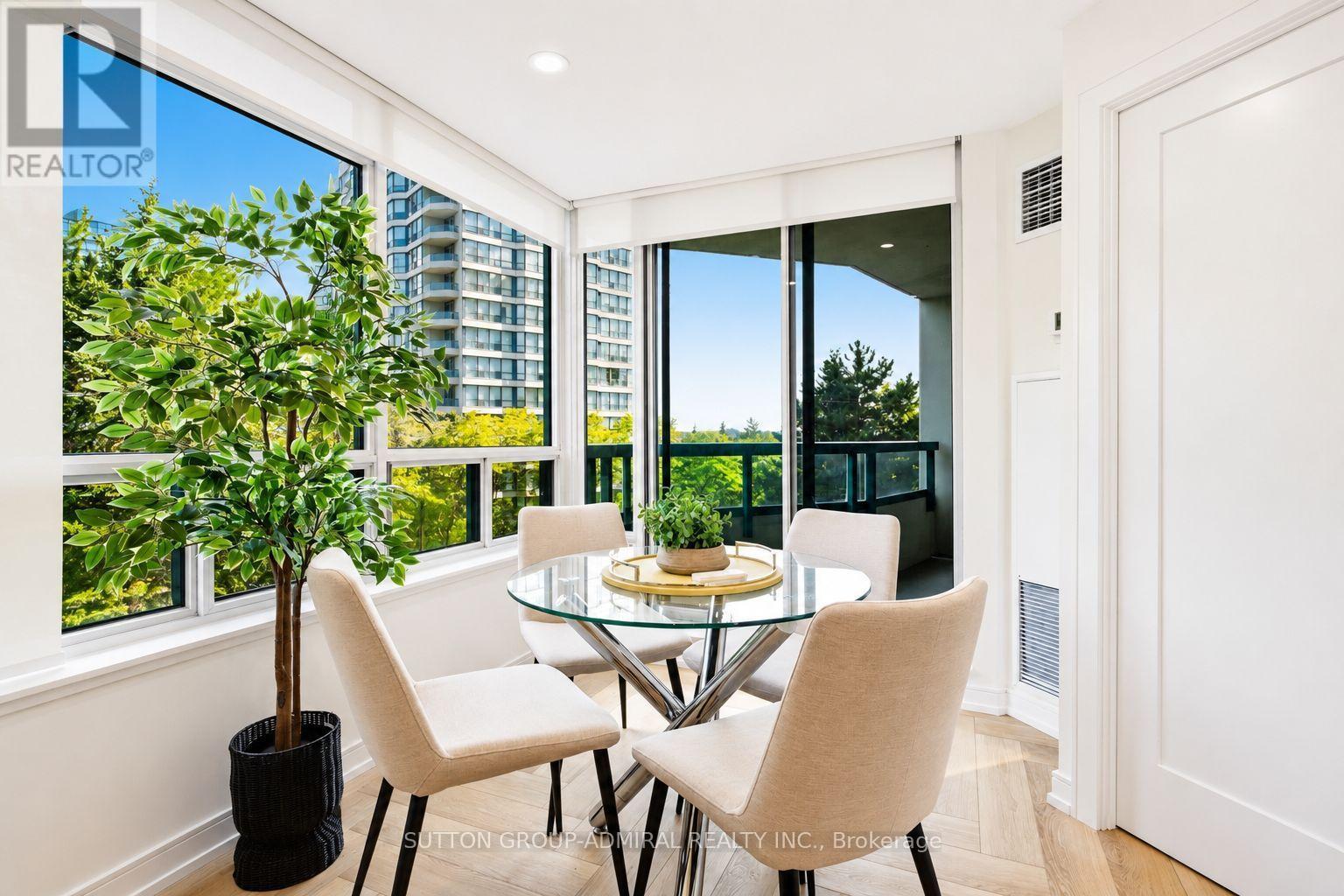 311 - 7250 Yonge Street Property Photo 7
