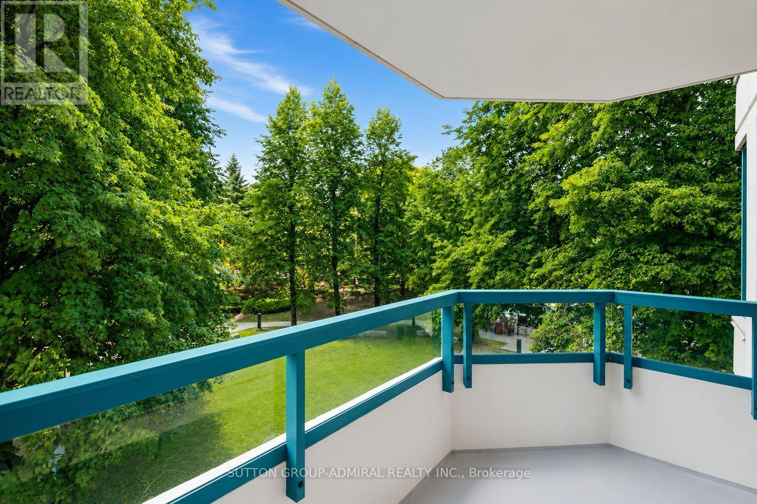 311 - 7250 Yonge Street Property Photo 9