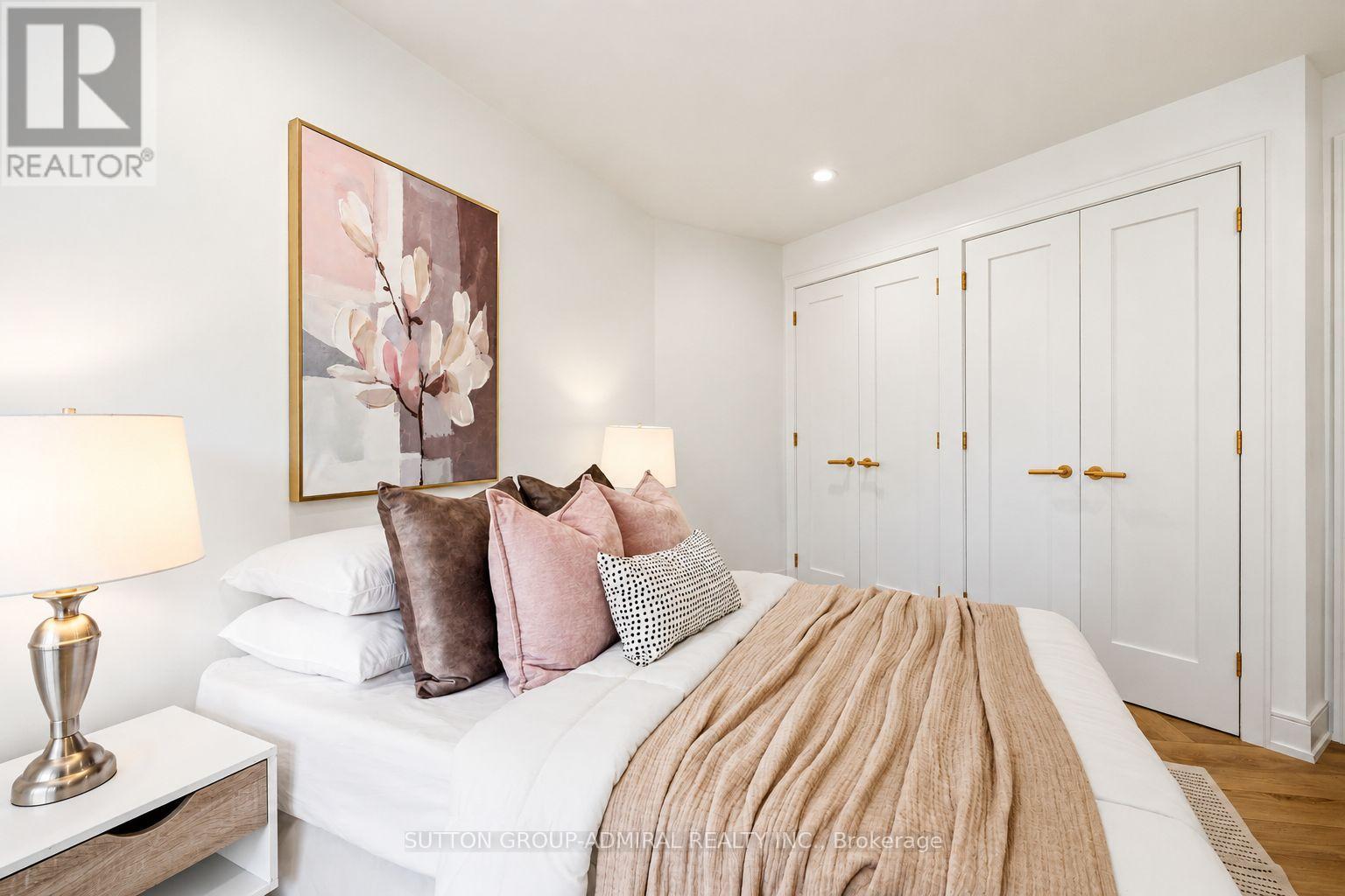 311 - 7250 Yonge Street Property Photo 18