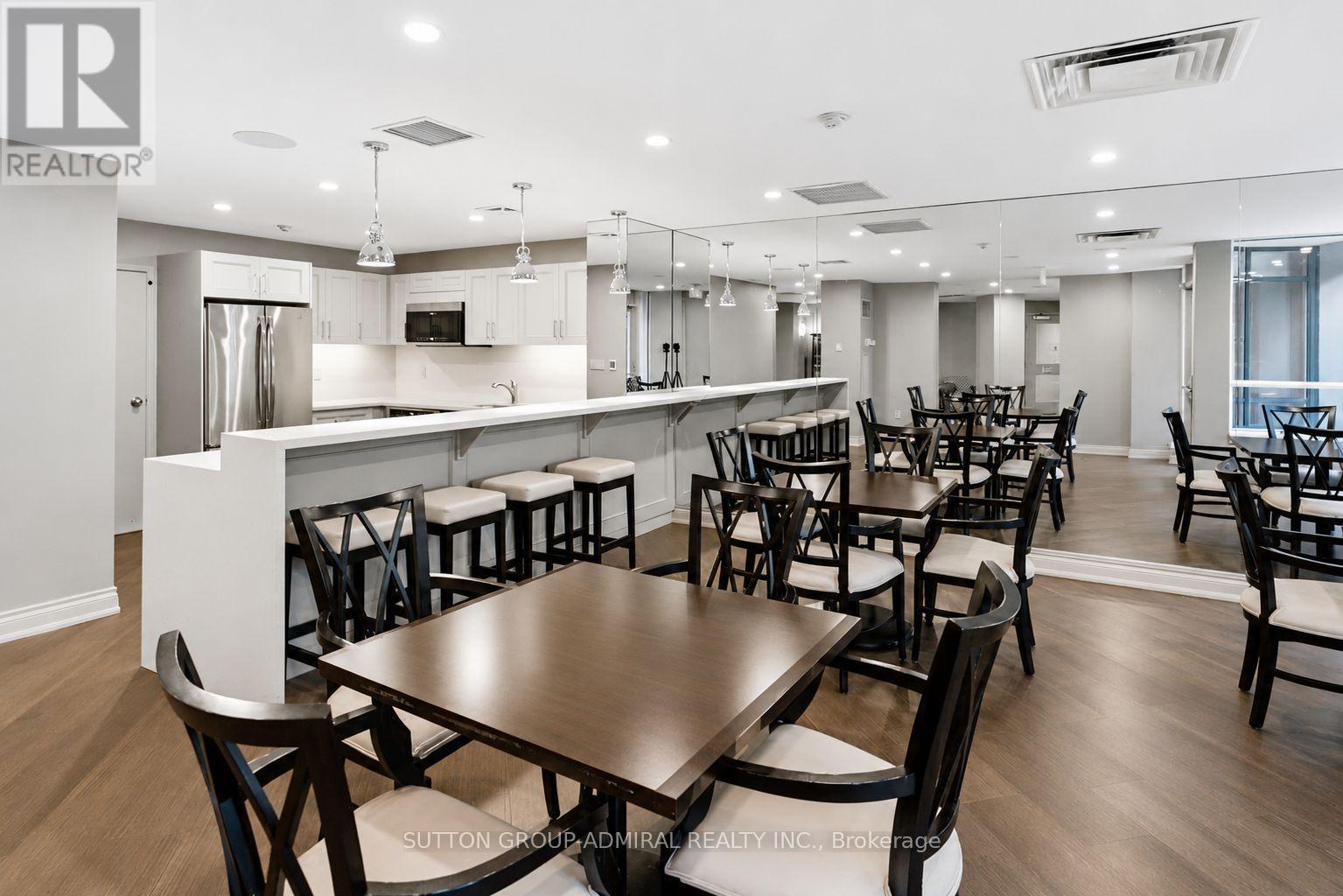 311 - 7250 Yonge Street Property Photo 28