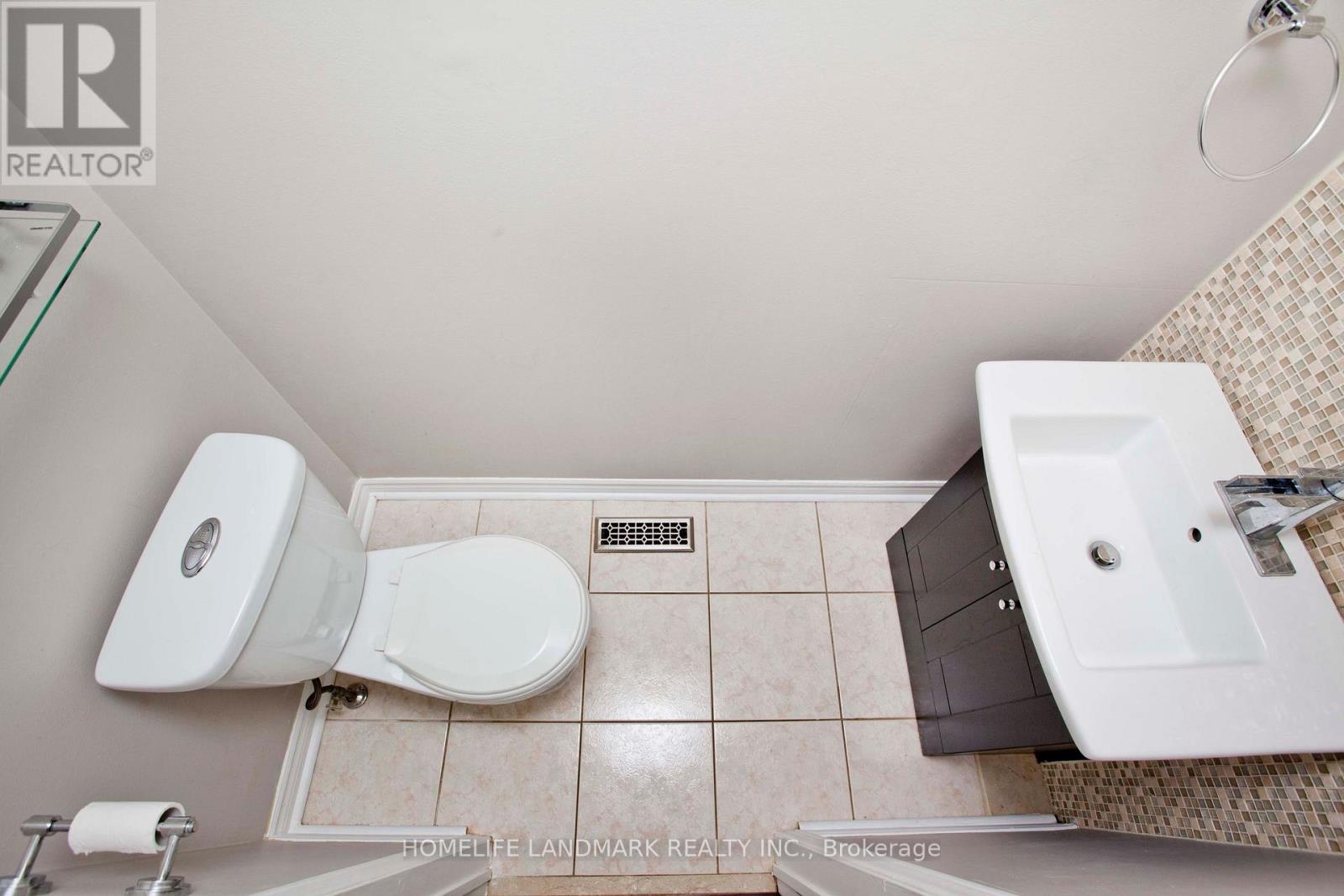 47 Waterton Crescent Property Photo 9