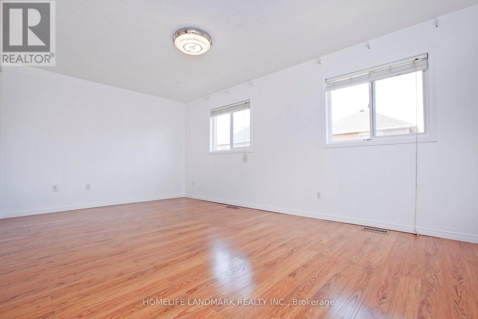 47 Waterton Crescent Property Photo 14